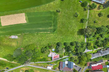 Prodej pozemku 2001 m², Třebařov