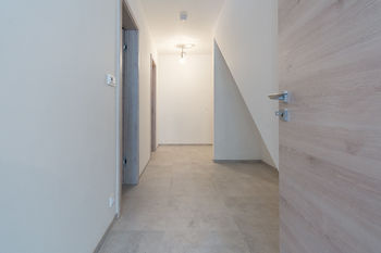 Prodej bytu 3+kk v osobním vlastnictví 78 m², Praha 9 - Libeň