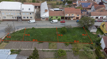 Prodej pozemku 392 m², Lanžhot