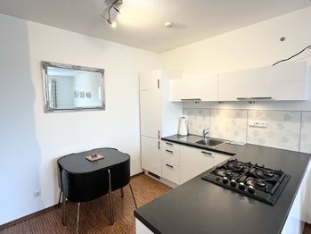 Kuchyňský kout - Prodej bytu 2+kk v osobním vlastnictví 51 m², Praha 10 - Vršovice