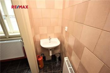 Pronájem obchodních prostor 34 m², Tábor