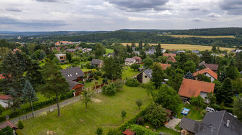 Prodej pozemku 826 m², Mníšek pod Brdy