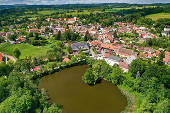 Prodej historického objektu 2400 m², Jistebnice