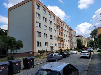 Prodej bytu 2+1 v osobním vlastnictví 50 m², Praha 10 - Záběhlice