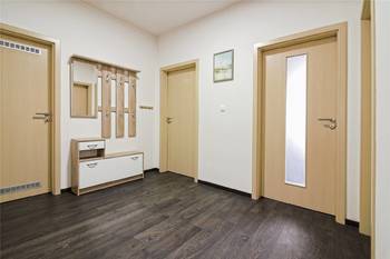 předsíň / hallway - Prodej bytu 2+kk v osobním vlastnictví 59 m², Ostrava