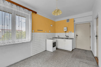 Rodinný dům, Pod Budínem, Rychnov nad Kněžnou - kuchyň - Prodej domu 95 m², Rychnov nad Kněžnou