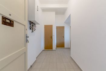 Prodej bytu 2+kk v osobním vlastnictví 43 m², Praha 10 - Vršovice