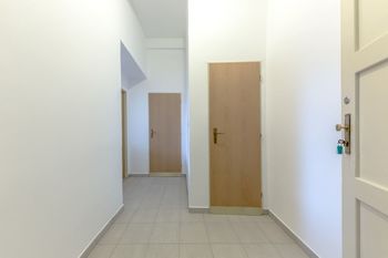 Prodej bytu 2+kk v osobním vlastnictví 44 m², Praha 10 - Vršovice