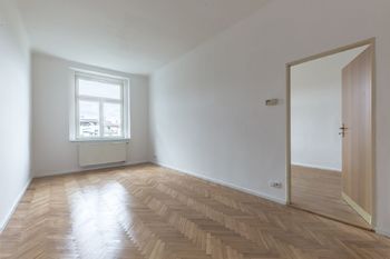Prodej bytu 2+kk v osobním vlastnictví 44 m², Praha 10 - Vršovice