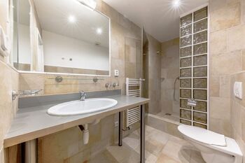 Prodej bytu 2+kk v osobním vlastnictví 70 m², Praha 10 - Vršovice