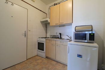 Kuchyň - Pronájem bytu 2+1 v osobním vlastnictví 46 m², Praha 4 - Michle