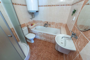 koupelna - Prodej chaty / chalupy 109 m², Kdousov