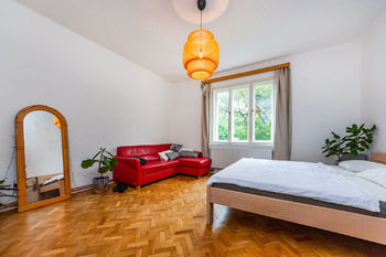 Prodej kancelářských prostor 450 m², Praha 4 - Podolí