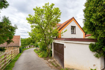 Pohled na dům - Prodej domu 84 m², Nová Ves