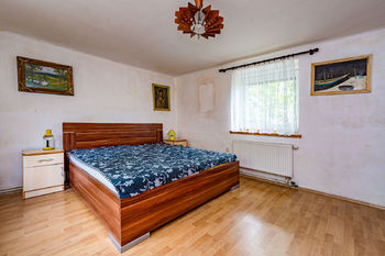 Ložnice přízemí - Prodej domu 84 m², Nová Ves