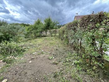 Zahrada č. 2 za stodolou - Prodej chaty / chalupy 56 m², Újezd u Plánice