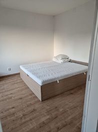 Pronájem bytu 1+1 v osobním vlastnictví 32 m², Louny