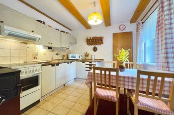 kuchyně - Prodej chaty / chalupy 102 m², Oráčov