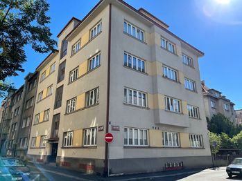 Pronájem bytu 1+kk v osobním vlastnictví 20 m², Praha 3 - Vinohrady