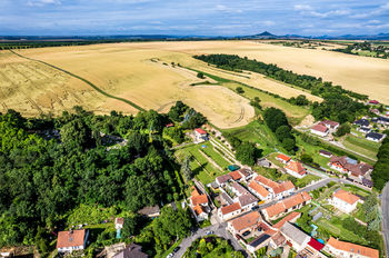 Pohled na okolí - Pronájem domu 129 m², Brozany nad Ohří