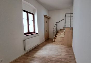 Pronájem bytu atypický v osobním vlastnictví 68 m², Louny