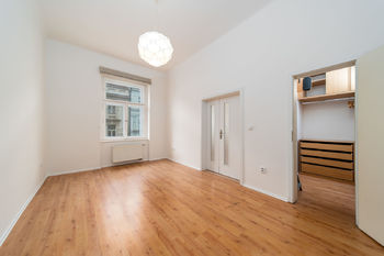 Pronájem bytu 2+kk v osobním vlastnictví 59 m², Praha 5 - Smíchov