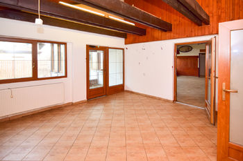 Prodej pozemku 1747 m², Všenory