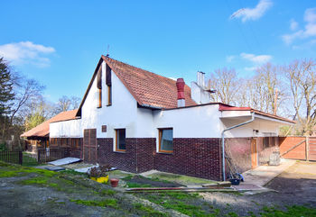 Prodej pozemku 1747 m², Všenory