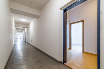 Pronájem bytu 1+1 v osobním vlastnictví 35 m², Praha 9 - Libeň