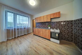 Přízemí - kuchyně  - Prodej domu 180 m², Dolany