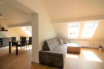 Pronájem bytu 2+1 v osobním vlastnictví 74 m², Praha 1 - Nové Město