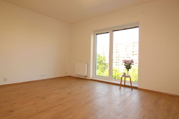 Pronájem bytu 1+kk v osobním vlastnictví 33 m², Praha 4 - Chodov