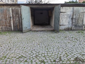 Zděná garáž na prodej Praha 4 - Krč - Prodej garáže 19 m², Praha 4 - Krč