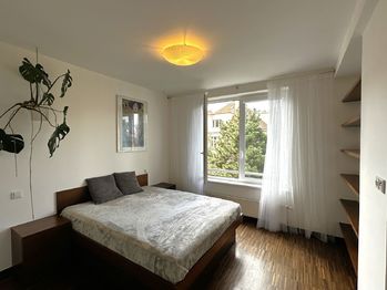 Pronájem bytu 2+kk v osobním vlastnictví 55 m², Praha 4 - Podolí