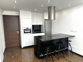 Pronájem bytu 2+kk v osobním vlastnictví 55 m², Praha 4 - Podolí