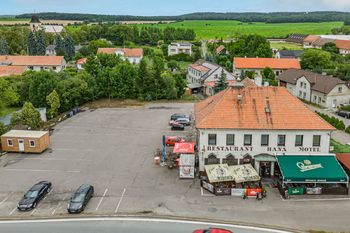 Prodej hotelu 2705 m², Ostřetín