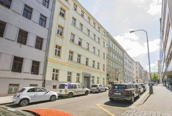 Prodej bytu 2+1 v osobním vlastnictví 103 m², Praha 2 - Vinohrady