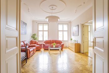 Prodej bytu 2+1 v osobním vlastnictví 103 m², Praha 2 - Vinohrady