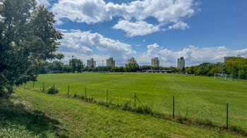 Prodej pozemku 16531 m², Praha 8 - Libeň
