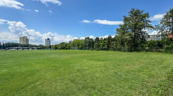 Prodej pozemku 16531 m², Praha 8 - Libeň