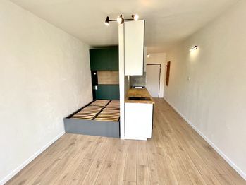 Rozdělení pokoje - Pronájem bytu 1+kk v osobním vlastnictví 25 m², Strakonice