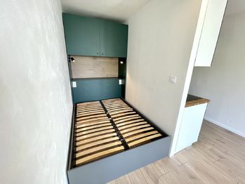 Místo pro spaní - Pronájem bytu 1+kk v osobním vlastnictví 25 m², Strakonice