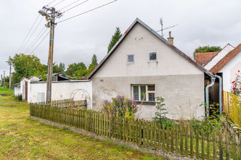 Prodej pozemku 4098 m², Arneštovice