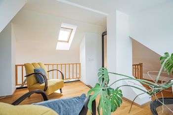 Prostor v patře. - Pronájem bytu 3+kk v osobním vlastnictví 126 m², Praha 4 - Krč