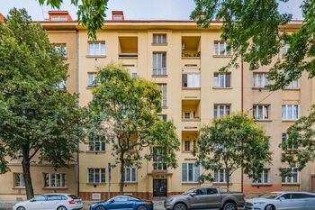 Prodej bytu 6 a více v osobním vlastnictví 242 m², Praha 2 - Vinohrady