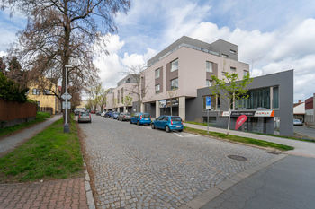 Pronájem garážového stání 22 m², Kolín