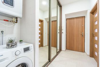 Prodej bytu 2+kk v osobním vlastnictví 50 m², Praha 6 - Břevnov