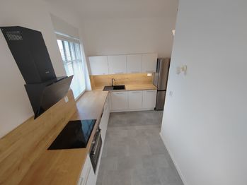 Kuchyň - Pronájem bytu 3+kk v osobním vlastnictví 96 m², Ostrava