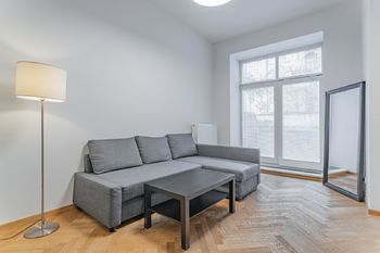 Pronájem bytu 3+1 v osobním vlastnictví 88 m², Praha 2 - Vinohrady