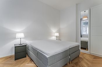 Pronájem bytu 3+1 v osobním vlastnictví 88 m², Praha 2 - Vinohrady